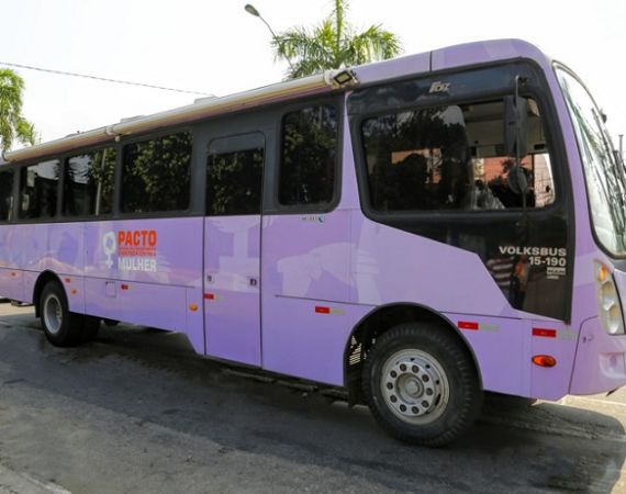 Ônibus Lilás é um projeto Secretaria de Estado de Desenvolvimento Social