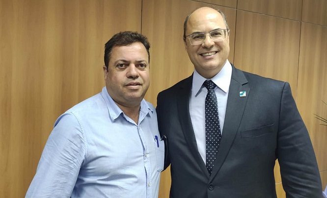 Luciano Batatinha ao lado do governador Wilson Witzel no Rio de Janeiro