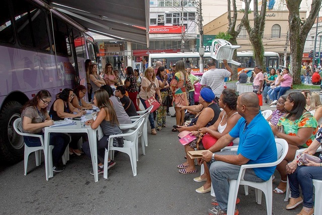 Em alguns municípios as filas foram enormes em busca dos atendimentos