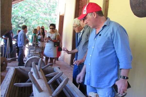 Visita de Martin Nicoulin a Cantagalo