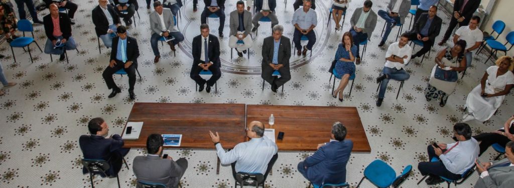 O encontro com o governador Wilson Witzel e representantes do Poder Judiciário aconteceu no Palácio Guanabara