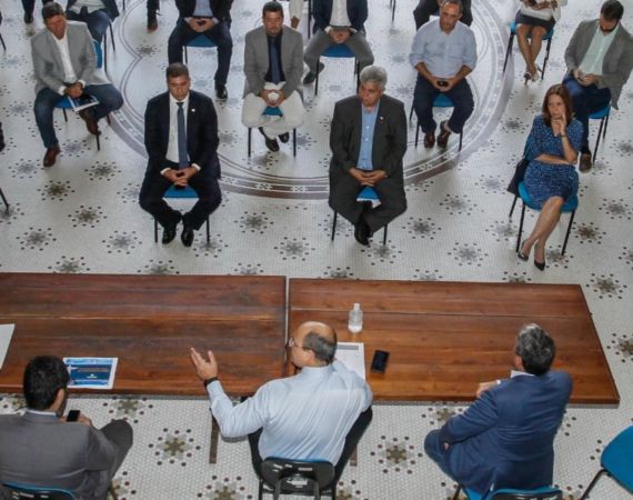 O encontro com o governador Wilson Witzel e representantes do Poder Judiciário aconteceu no Palácio Guanabara