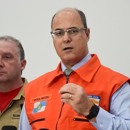 Governador do Rio de Janeiro, Wilson Witzel e o secretário de Defesa Civil e comandante do Corpo de Bombeiros, Roberto Robadey