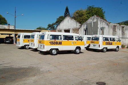 Transporte escolar da rede pública