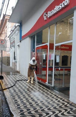 Higienização no Bradesco em Cantagalo