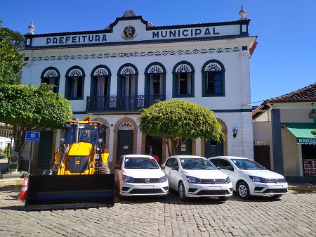 Novos veículos em Duas Barras