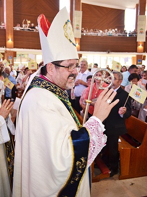 Dom Luiz Antônio Lopes Ricci toma posse na Diocese de Nova Friburgo