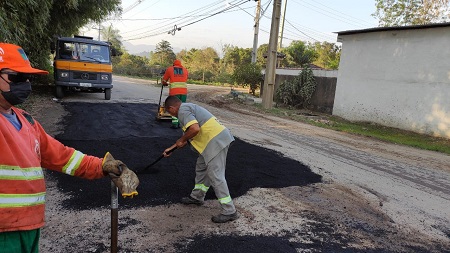 DER-RJ executa serviços de conservação em rodovias