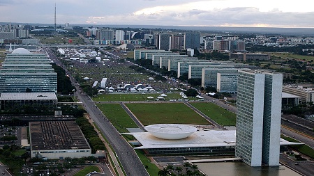 Brasil está entre os países com mais gastos com funcionalismo público no mundo