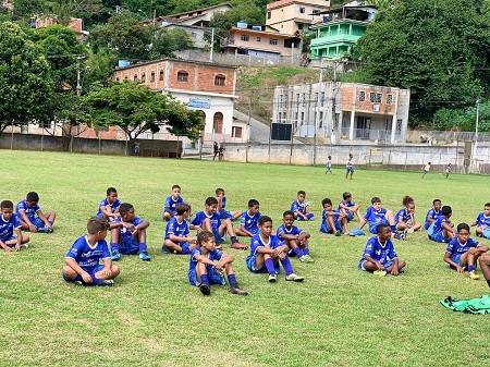 Escolinha Léo Moura em Cantagalo tem 288 inscritos