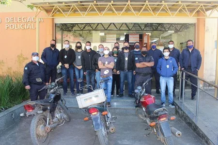 Polícia Civil e Guarda Municipal apreendem motocicletas irregulares em Duas Barras