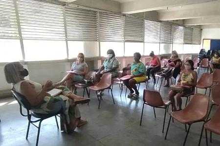 Planejamento educacional é tratado como prioridade em Macuco