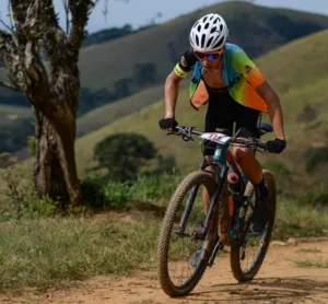 Ciclista do Carmo vence prova em Barbacena