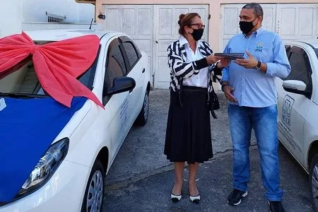 Apae de Bom Jardim ganha carro zero quilômetro da justiça