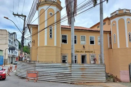 Obra do prédio da Câmara de Cantagalo é suspensa pelo IPHAN