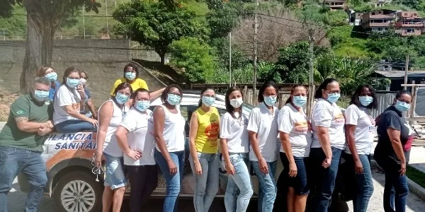 Servidores da Saúde em Cantagalo trabalham no feriado realizando combate contra à dengue