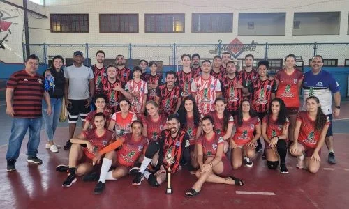 Equipes de Cantagalo vencem torneio de vôlei em Carmo