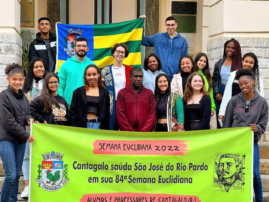 Alunos de Cantagalo participam da Semana Euclidiana em São José do Rio Pardo