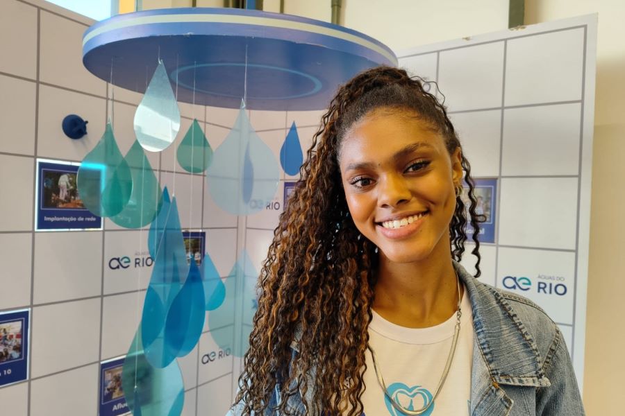 A coordenadora pedagógica Emanuela Glória de Jesus