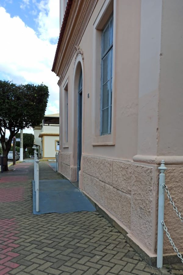 Na Prefeitura de Carmo, os leitores encontram exemplares do JR