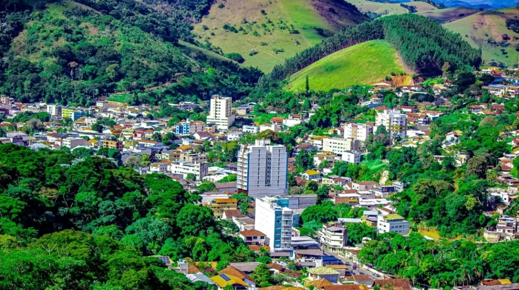 O centro da cidade de Cordeiro em 2023 (Acervo da Prefeitura).