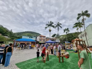 Praça é inaugurada no bairro São Miguel, em Bom Jardim