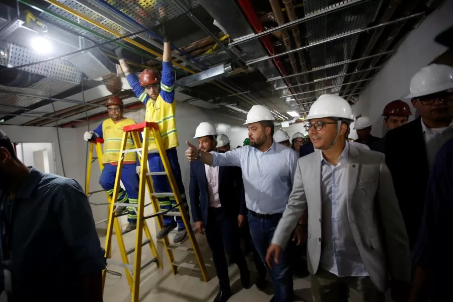 Governador Cláudio Castro vistoria obras do novo Hospital Oncológico de Nova Friburgo