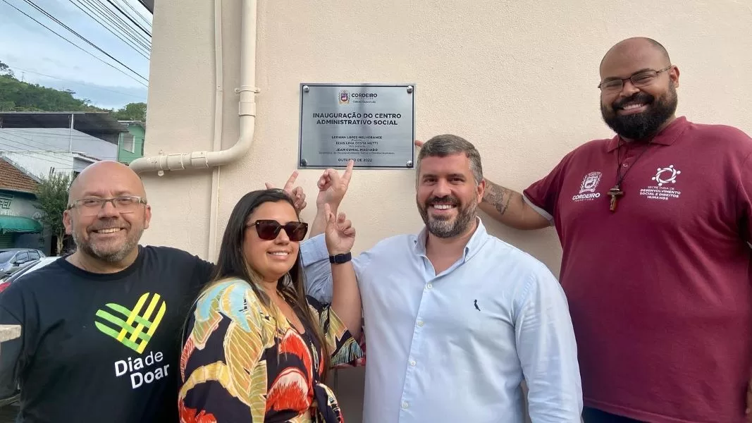 Cordeiro inaugura nova sede do Centro Administrativo Social