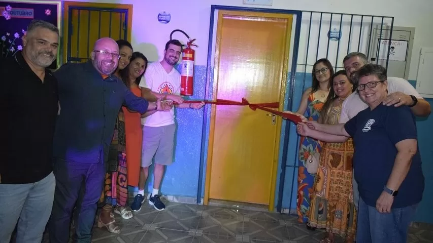 Cordeiro inaugura Sala de Recursos Multifuncionais em Escola