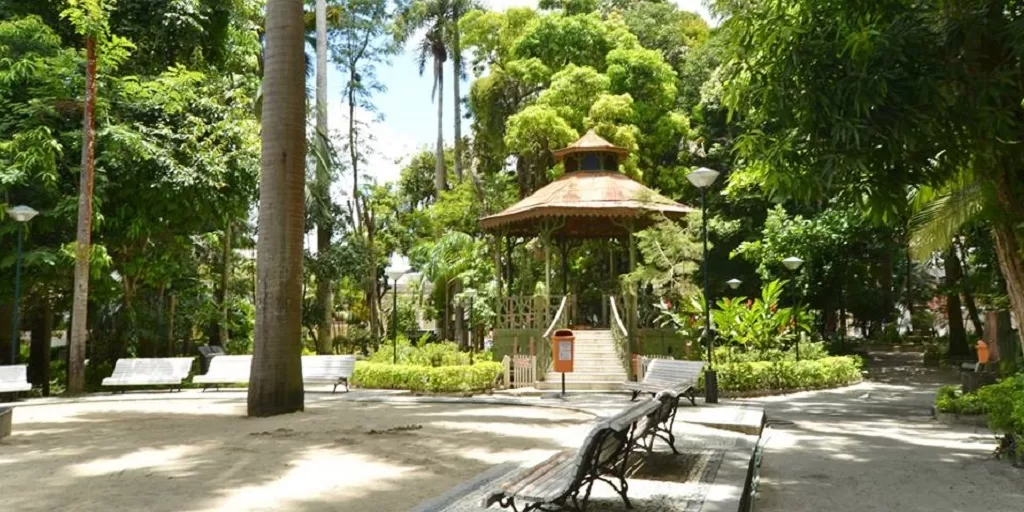 Praça de Cantagalo