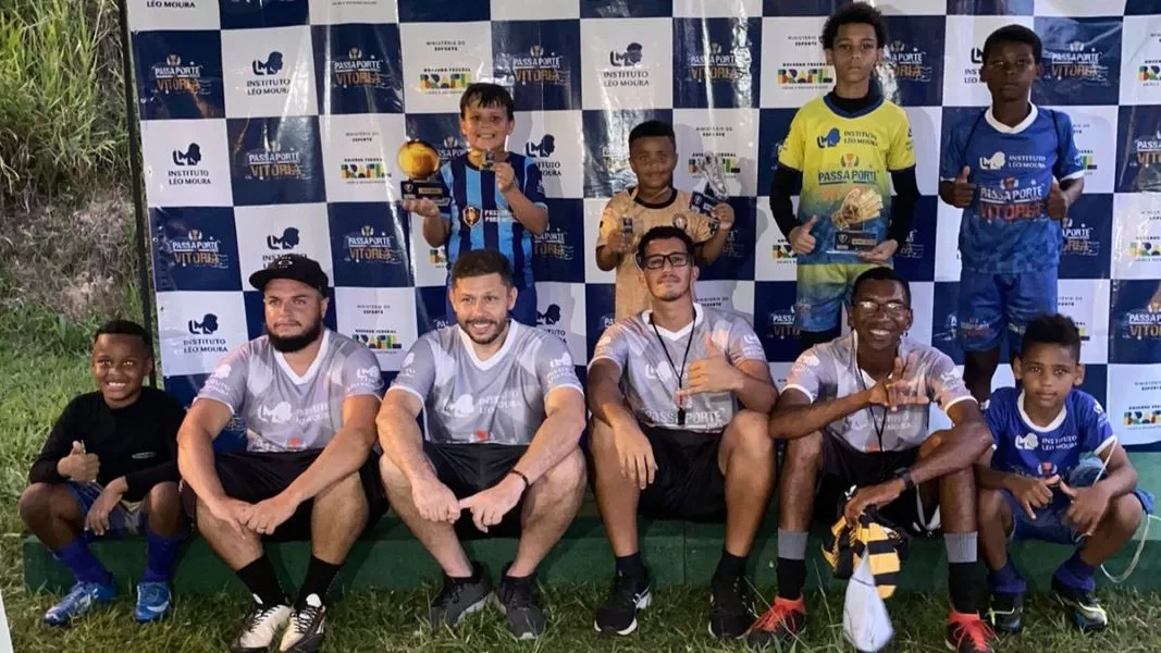 Escolinha de futebol do projeto ‘Passaporte para Vitória’ realiza torneio interno em Cantagalo