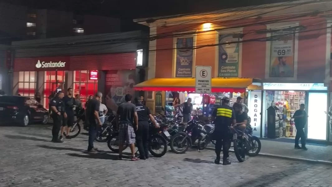 Nova Friburgo: SMOMU realiza blitzes para combater motos barulhentas. -  Portal Fri Notícias