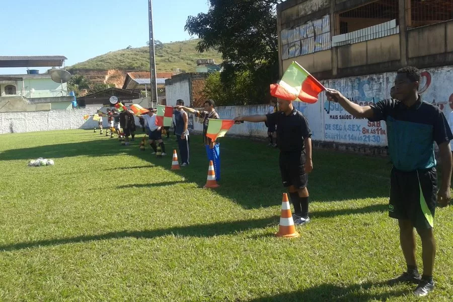 Liga de Macuco recebe curso de árbitros da Escola de Arbitragem da Federação