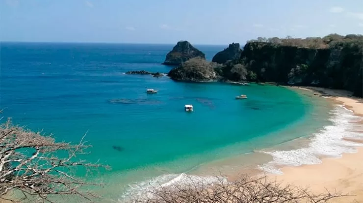 Praia do Sancho, praia brasileira, localizada em Fernando de Noronha, é eleita a melhor do mundo pela 7ª vez