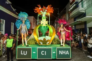 Escola de Samba Verde e Branca homenageia Lucinha, em Cantagalo