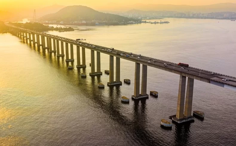 Ponte Rio Niterói completou 50 anos tendo sido feita com cimento de Cantagalo