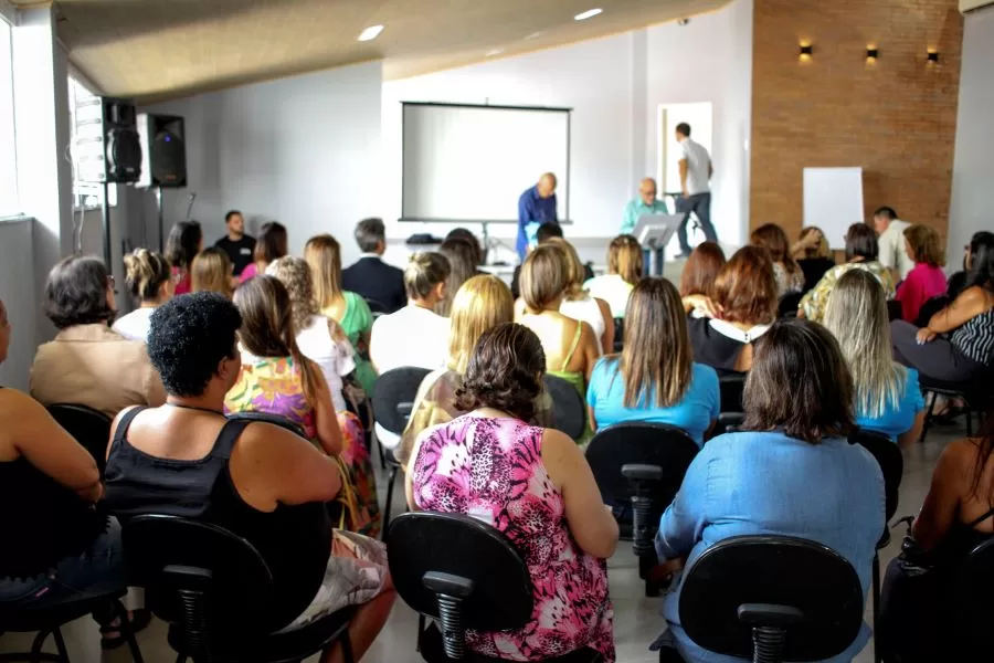 Associação Comercial de Cantagalo realiza comemoração no Dia Internacional das Mulheres