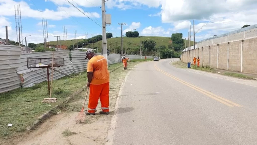 Mutirão de limpeza garante mais segurança aos moradores em Macuco