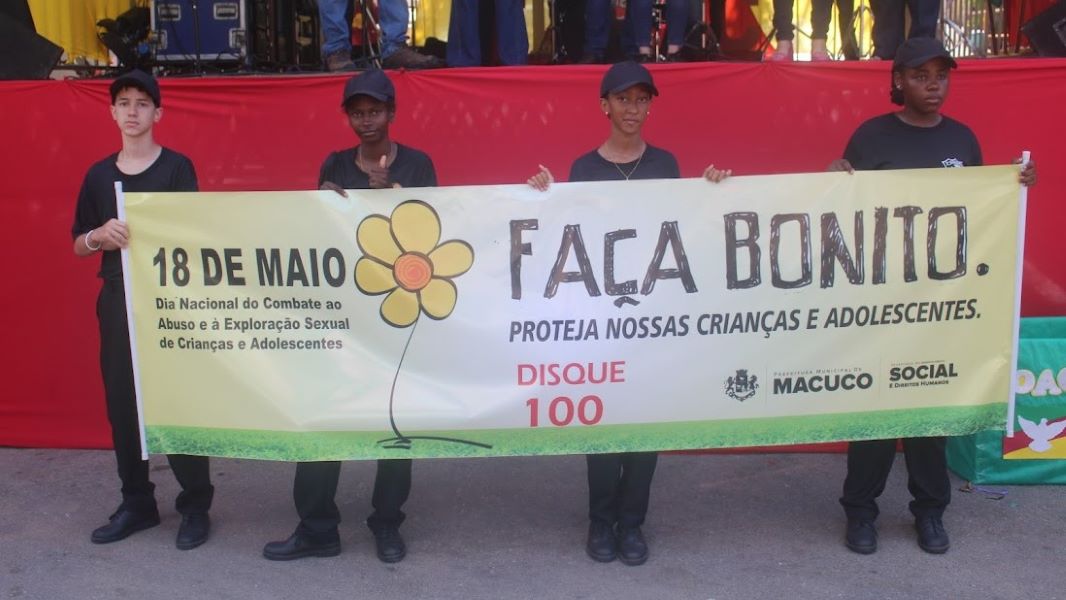 Centenas de macuquenses vão às ruas na Passeata ‘Faça Bonito’