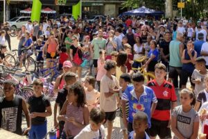 Passeata de bicicletas em Cantagalo contou com mais de 400 participantes