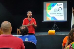 São Sebastião do Alto realiza encontro para discutir lei cultural