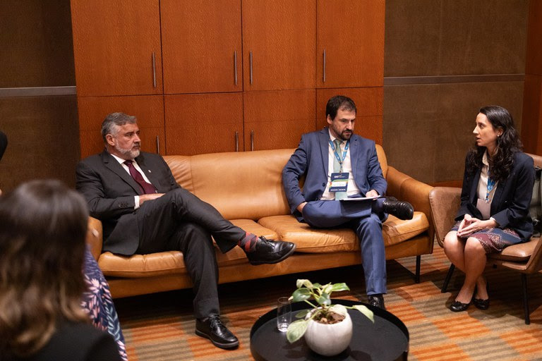 O ministro Paulo Pimenta durante conversa com entidades representantes de empresas anunciantes. Foto: Audiovisual G20 Brasil