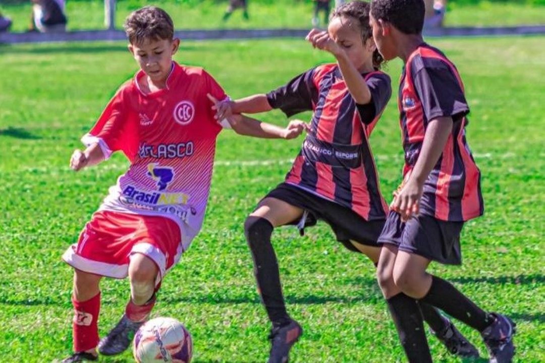 Campeonato do Calcário de Escolinhas de Futebol terá torneio de abertura em julho