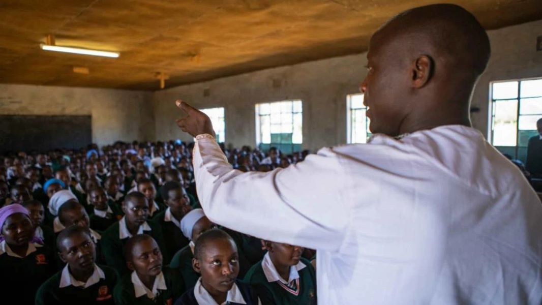 Conheça a história do queniano eleito o ‘melhor professor do mundo’