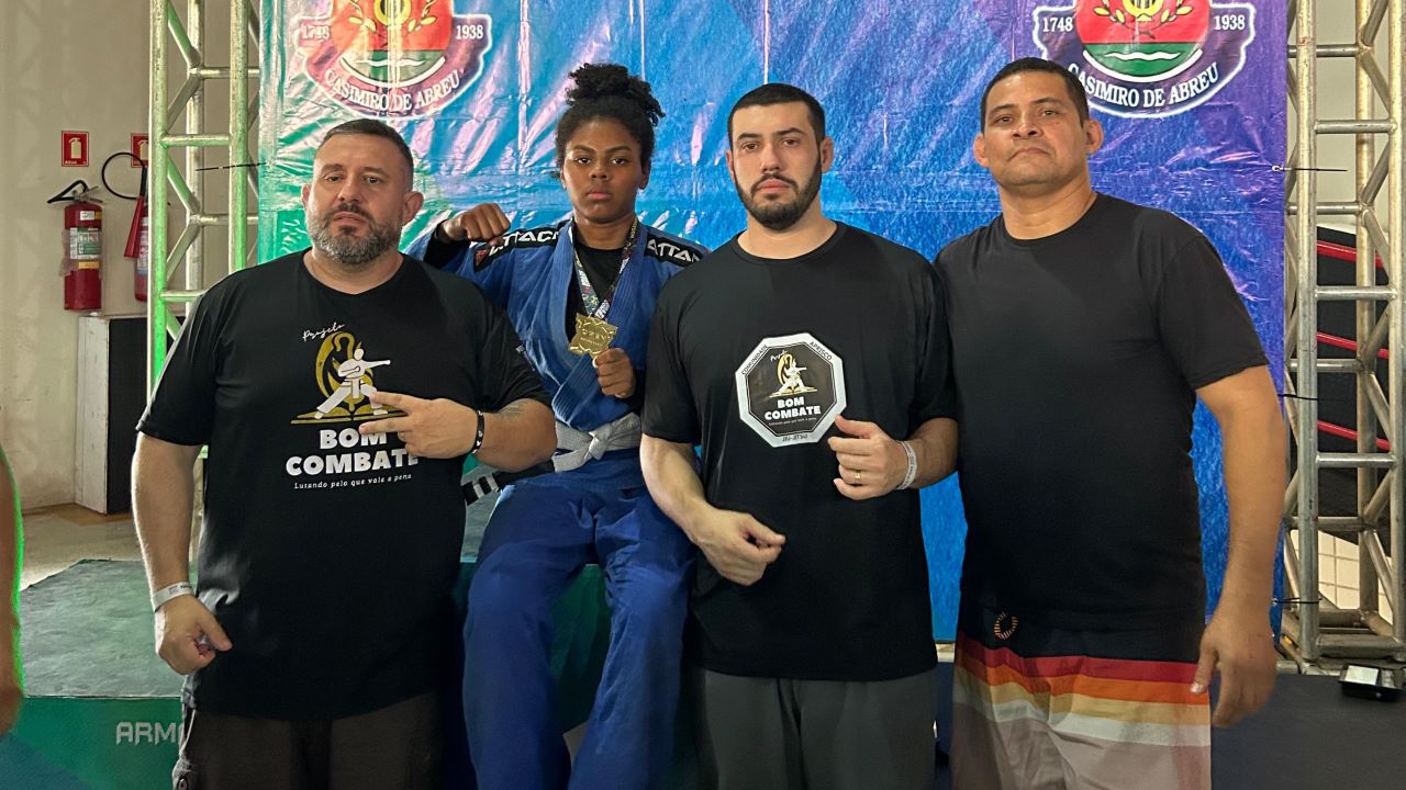 Atleta de Duas Barras brilha nas disputas de jiu-jitsu