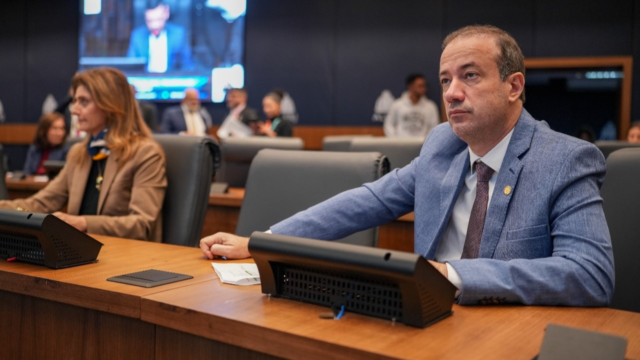 Deputado Bruno Boaretto. Foto: Thiago Lontra/Alerj