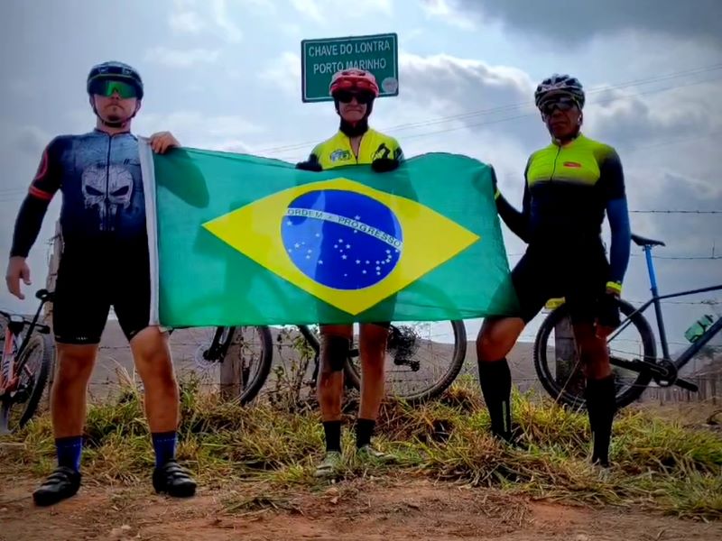 Ciclistas realizam pedal "A Fronteira" nos limites de Cantagalo