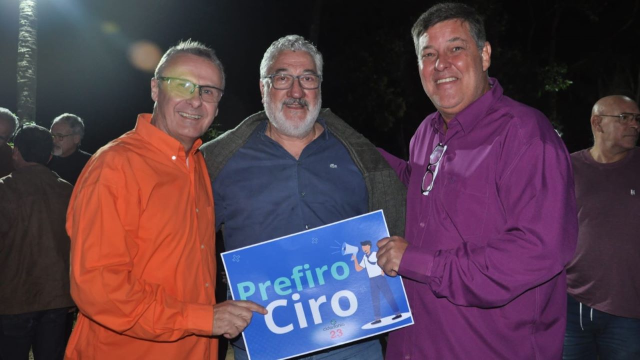 Convenção partidária de Ciro Fernandes e Fernando Caçador é realizada em Cantagalo