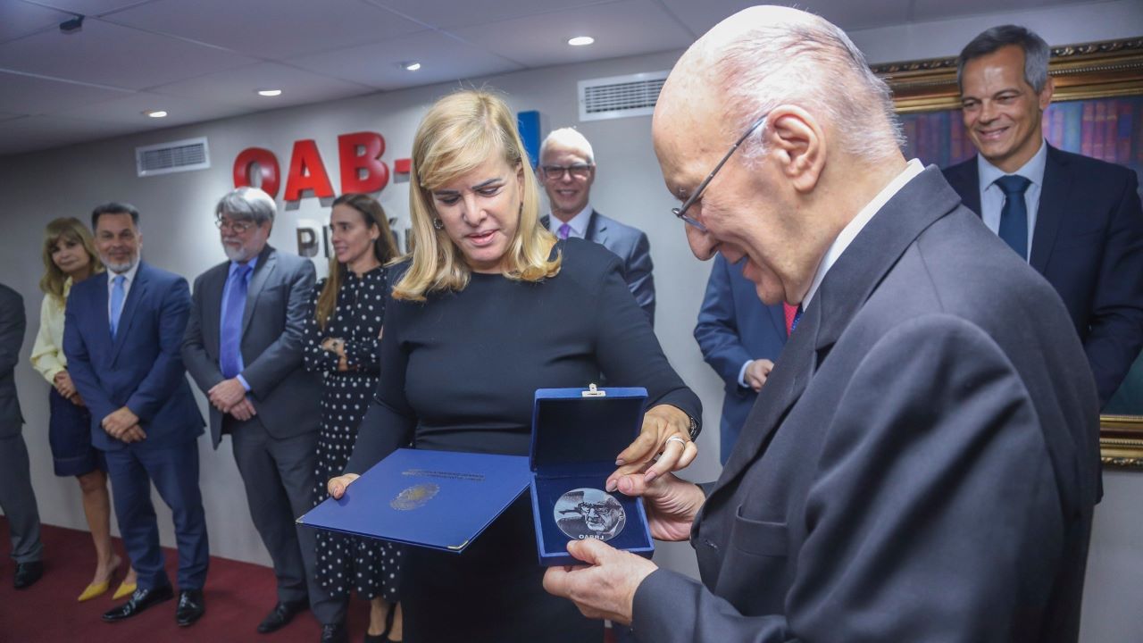 OAB presta homenagem aos advogados com 50 anos de atividade