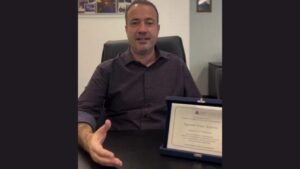 Deputado Bruno Boaretto agradece homenagem na Alerj